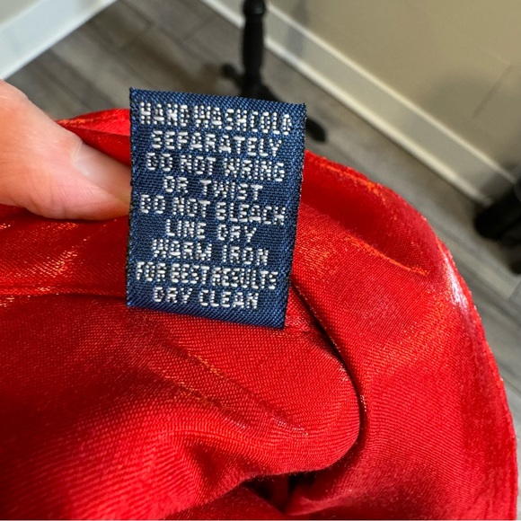 Karen Scott II Vintage Iridescent Red Shiny Button Town Top Blouse 1X - Picture 7 of 8